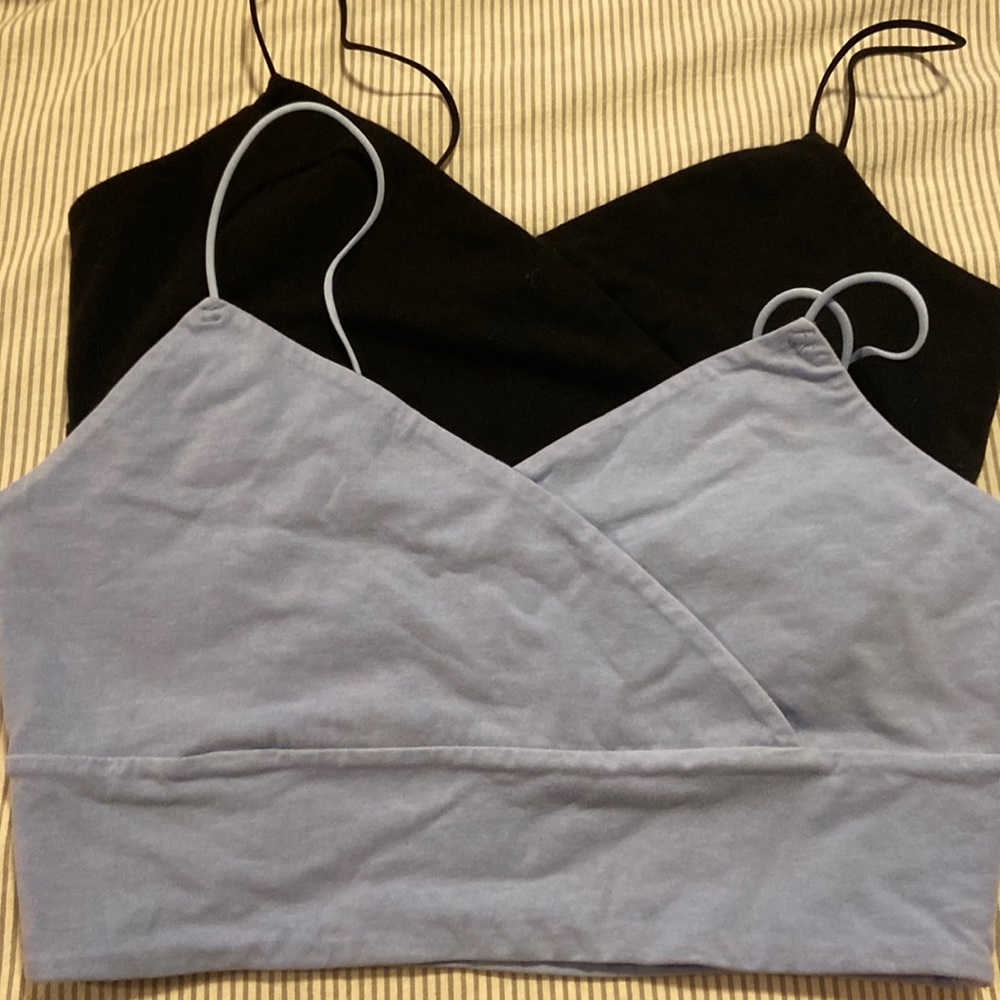 Aeropostale Black and Light Blue Tank Tops